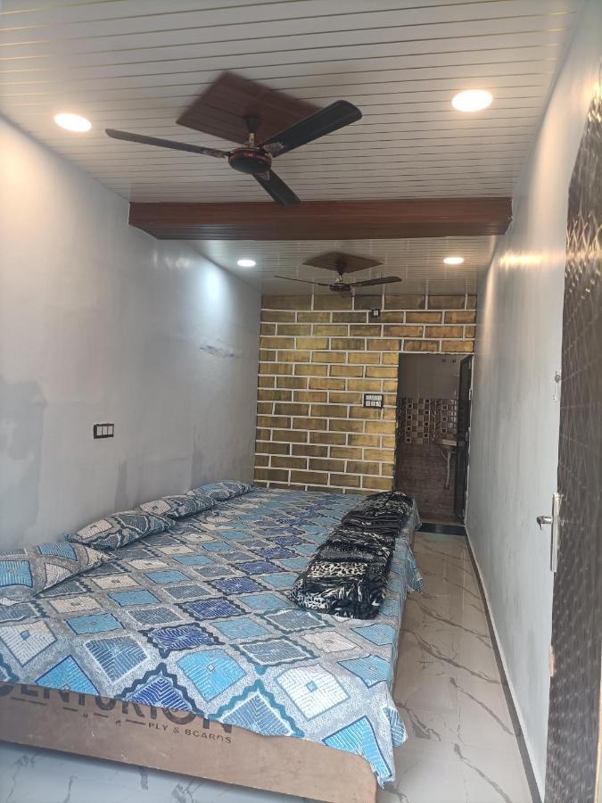 Shri Gamya Guest House Ujjain Luaran gambar